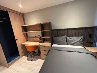 Port on the Square five bedroom flat - Bristol - 4