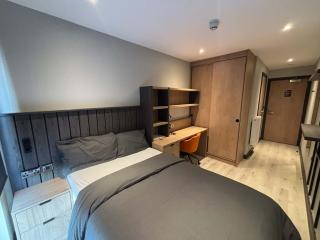 Port on the Square five bedroom flat - Bristol - 2