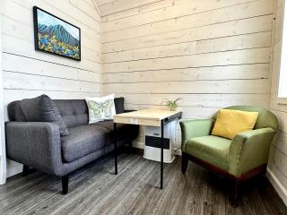 Gorgeous Tiny Cabin Placed in a Privileged Area in Anchorage, Alaska - Anchorage - 6