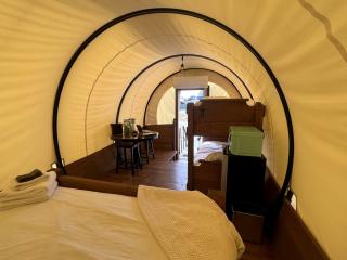 Go Glamping in North Carolina at this Wonderful Riverside Covered Wagon in Lillington - Lillington - 5