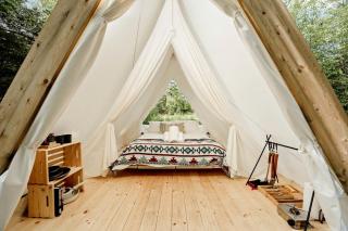 Special A-frame Safari Tent in North Woodstock, New Hampshire - North Woodstock - 8