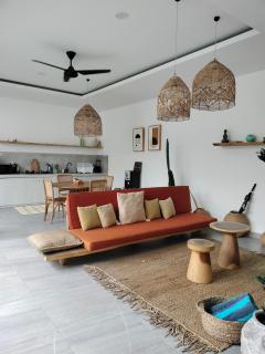 AGATE VILLA - 5Min to Canggu - 1Min to Shops & Restaurants - Canggu - 7