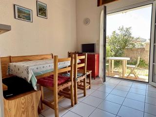 Maison avec mezzanine, piscine, parking privé, terrasse et climatisation à 900m de la plage - FR-1-225-695 - Argelès-sur-Mer - 0