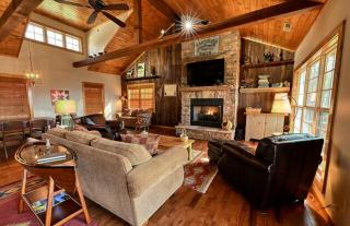 Lake Cabin Fully Equipped Ideal for Big Families in Topton, North Carolina - Topton - 8