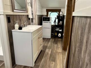Spacious Tented Cabin Perfect for a Family of Four in Tekamah, Nebraska - - 5