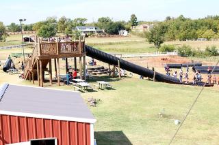 Amazing Wagon Rentals for a Family Farm Vacation near Norman, Oklahoma - Moore - 2