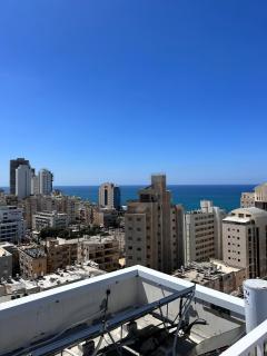 Sea Breeze Netanya Retreat with Mamad by Sea N' Rent - Netanya - 9
