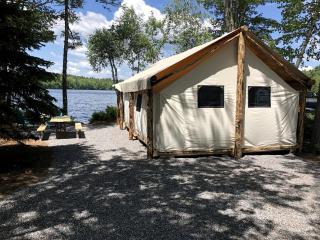 Waterfront Safari Tent for Memorable Nature Escapes in Naples, Maine - Naples - 9