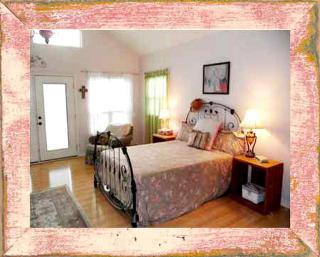 Spacious Cottage with Exquisite Pond and Hill Country Views near Fredericksburg and Kerrville, Texas - Ingram - 7