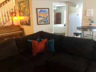 Beautiful and Luxurious Guest Suite Rental Ideal for Weekend Getaways from Kansas City - Excelsior Springs - 5