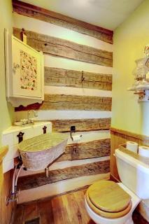 1800's Antique Log Cabin with Modern Amenities near Fredericksburg and Kerrville, Texas - Ingram - 4