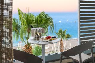 Albatros Beach Hotel - 9