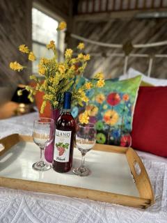 Creekside Tree House with Private Pool in Celeste, Texas, for Memorable Glamping Stays in the South - - 1