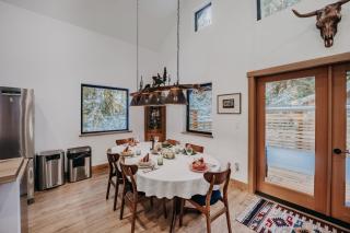 Mt Baker Rim Cabin 50 with WIFI, Hot Tub and Air Conditioning - Deming - 5