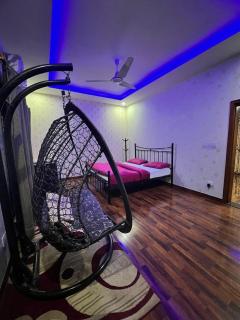 Haven Lodge, 3BR Entire Home with Lounge & Kitchen - Islamabad - 3