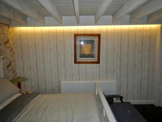Adrigole Bay Studio Apartment - 1