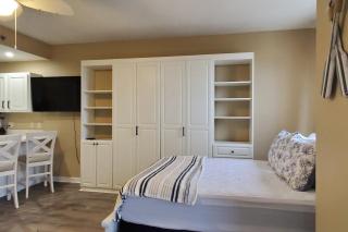 Palm Court Yacht Club 312-A - Studio - 2