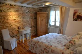 La p'tite cour - Montaigut-sur-Save - 0