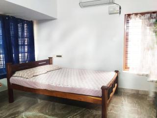 Parthasarathy Home STay - Trivandrum - 6