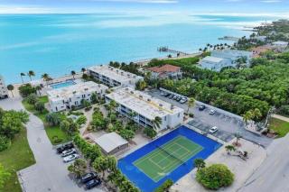 Beachfront Condo on Coco Plum Beach - Marathon - 9
