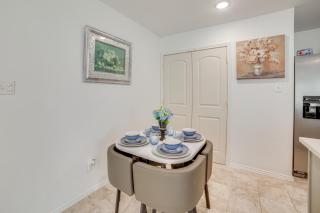 Walk to Cedar Creek Reservoir Gem with Fenced Yard - Gun Barrel City - 4