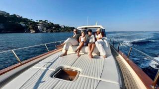 AIR OF SEA ON BOAT - 6