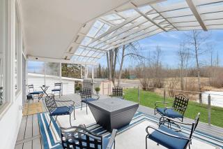 Modern Mountain Oasis - Anchorage - 7
