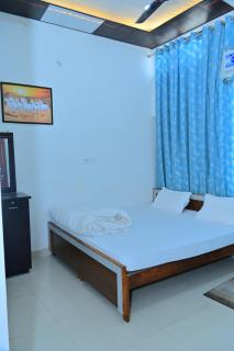 B k Paying Guest House - Ayodhya - 7