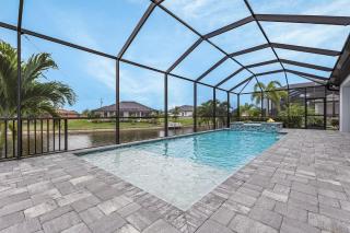 Gulf Access, Pool with Spa, Grill & Lanai - Ladyfish Landing - Roelens Vacations - Cape Coral - 8
