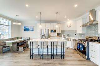 Steps to Lake Erie and Beach Baypoint Resort Home! - Marblehead - 5