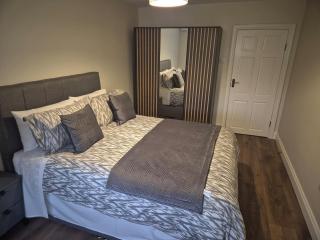 3 Bedroom House Blackrock Road - Dundalk - 3
