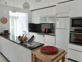 2 Bedroom Apartment Pool Views - Los Naranjos Marbella - Marbella - 6