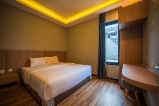 Elge Hotel and Villa Sarangan - Sarangan - 1