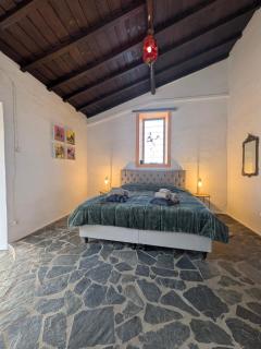 Casa da Ponte Quiet Bed and Breakfast in Alentejo Wine Region -  - 5