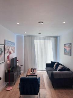City Centre - 2-Bed High Rise Apartment - Sleeps 4 - Manchester - 0