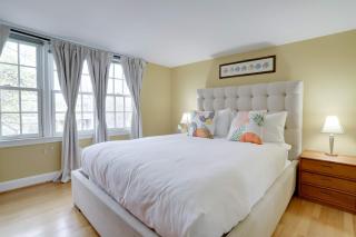 Sojourn Only 8 Blocks to Capitol and Private Patios - Washington - 7