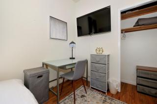 3BR Apartment in Big Apple - 1