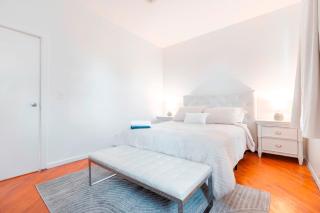 Prime Location Upper Manhattan Furnished Apartment - New York - 1