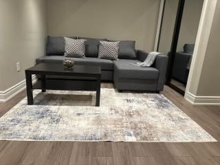 Fully Furnished Guest Suite - Richmond Hill - 9