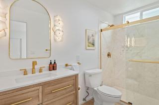 Seaside and Newly Renovated - Summerland - 3