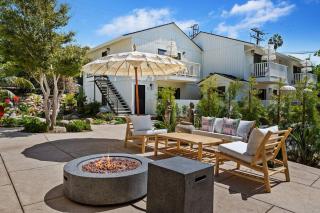 Seaside and Newly Renovated - Summerland - 8