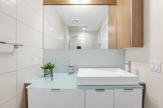 Boho 2bdrm Sleeps 6 near Rogers MTCC Union CN tower - 3