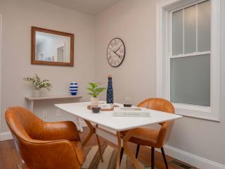 Jennifers Private Apartment with Outdoor Patio - Providence - 1