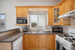 Bright and Comfy 4BR- 10 Mins from Airport - 4