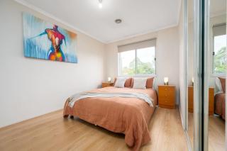 The Peninsula Escape Spacious 5-Bedroom Home - Lyndhurst South - 5