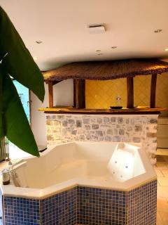 Mon Jacuzzi privé sur les pas de Compostelle - Saint-Léonard-de-Noblat - 9