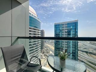 Lakeside - Cosy One Bedroom in JLT - 6