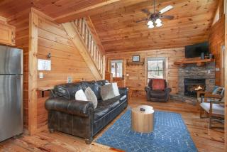 Blue Mist Lodge Hot Tub Outdoor Lounge MORE - Sevierville - 4