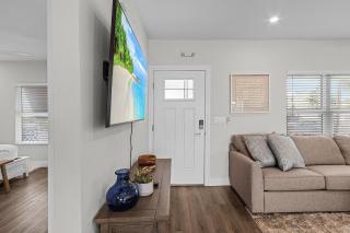 218 Oasis on Ohio: Stunning Pool Home w/ Dock Access! - Fort Myers Beach - 6