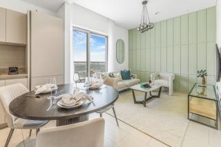 Stylish 1BR with Pool, BBQ Area, Gym in MBR City - 3